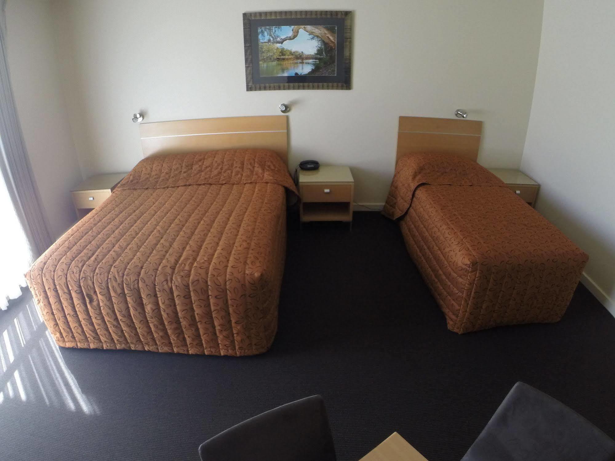 Comfort Inn Clubarham ภายนอก รูปภาพ